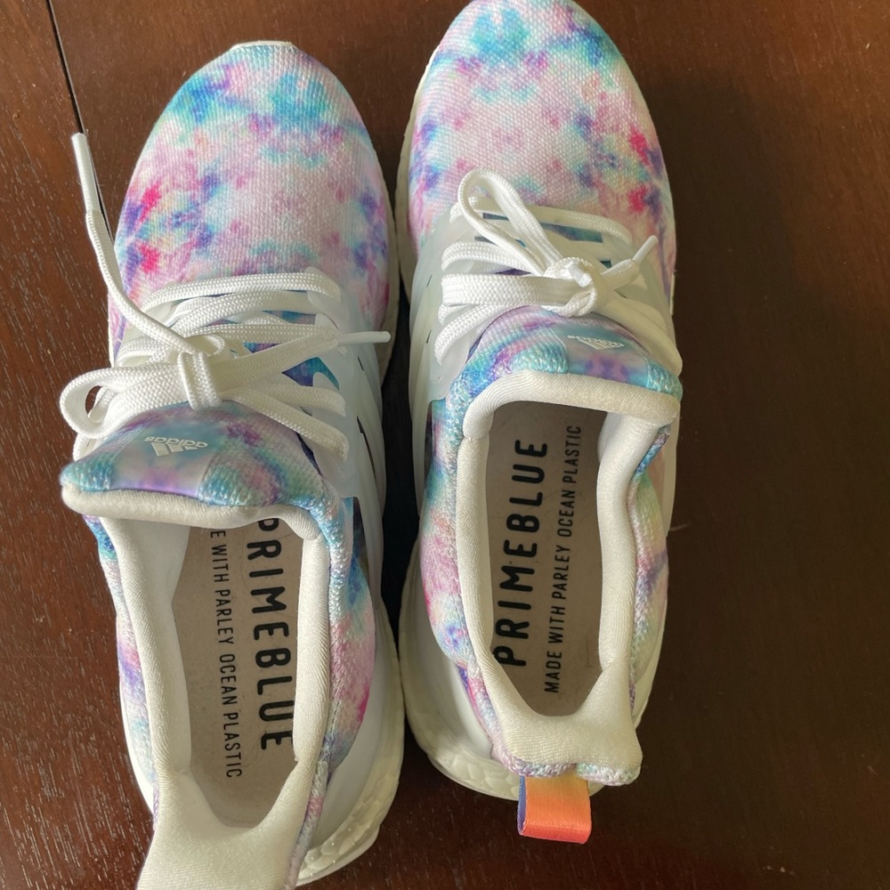Adidas tie-dye ultra boost. Women size 7